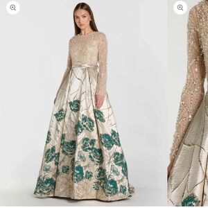 Mac Duggal Ivory and Teal Floral Ball Gown Dress

Tailored to fit